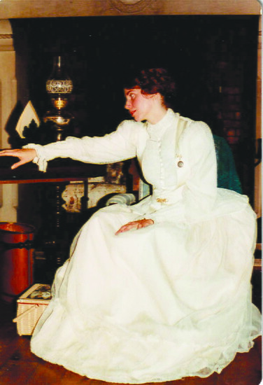 Emily Dickenson (one-woman show)