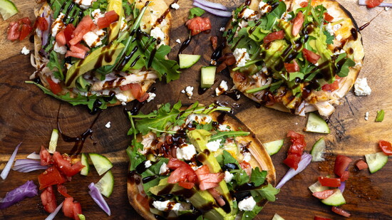 Featured image for Mediterranean Garden Chicken Naan Toasts