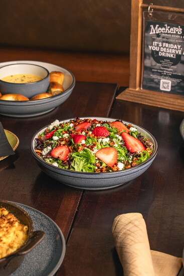 Spring Mix, Goat Cheese, Candied Pecans, Strawberries, Apple Vinaigrette