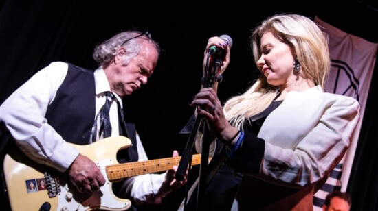 Performing with her father, Rusty Davis, at Eddie's Attic, Decatur, GA. Photo: Everett Zuraw