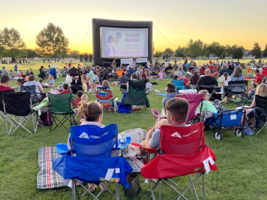 Sunset in Settlers Park during the Sparklight Movie Night.