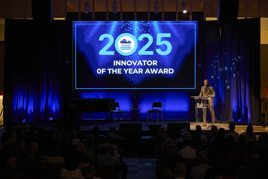 Jay Williams introduced Mark Shapiro at the event.