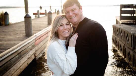 Brett and Heather cozy up in Kirkland, Photographer: Janine Soltman