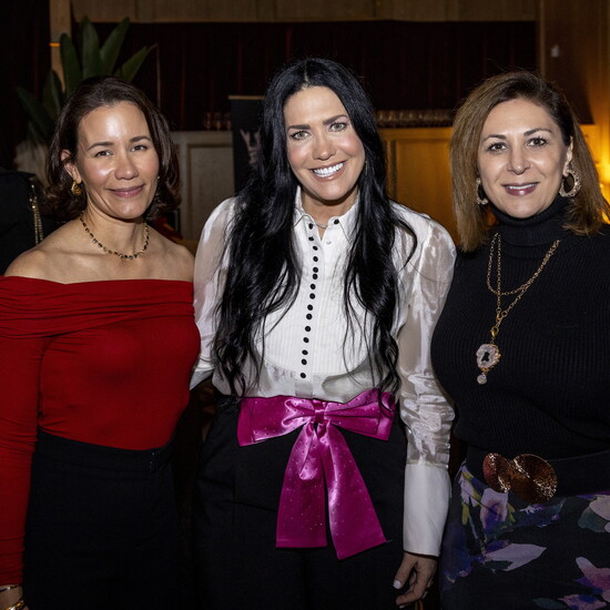 Gabi De la Rosa, Tiffany Halik, and Deborah Elias 
