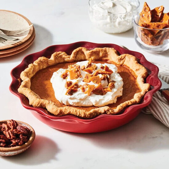 Le Creuset's Heritage Fluted Pie Dish.