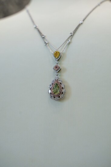 Vander Dys Fine Jewelers: Rare Natural Green Diamond Necklace. Designer Richard van der Dys. vanderdysjewelers.com