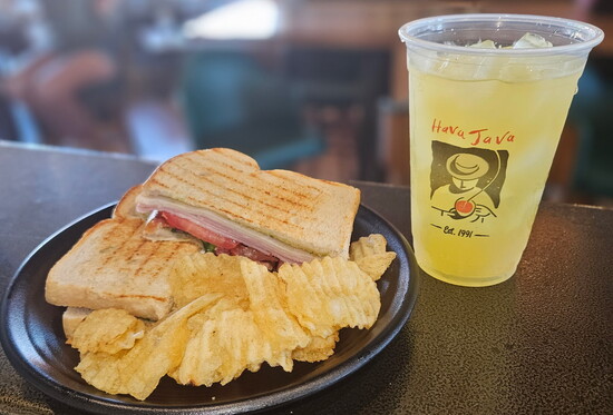 club sandwich and pomegranate green tea