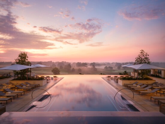 Horizon Pool at Keswick Hall. Photo Credit: Keswick Hall. 