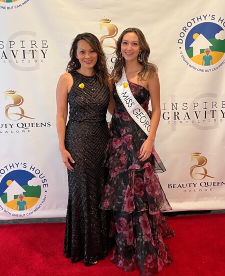 Tran Bui Smith and Teen Miss Georgia Earth 2022 Ava Huyen Smith 