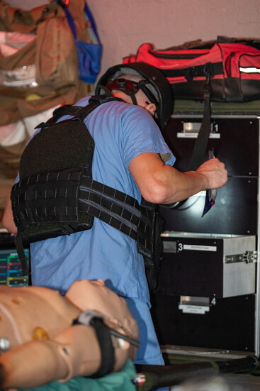 Military medical training with a simulation mannequin