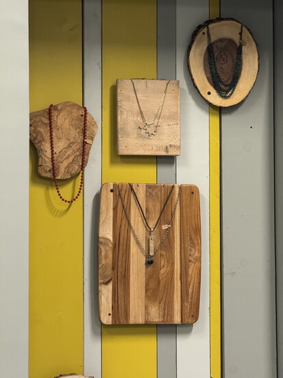 Graffiti & Silk opened its second store in Leesburg this spring.