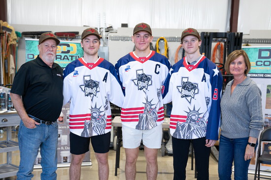 Randy and Melody Smith welcomed Lone Star Brahmas players to Texas Polished Concrete.