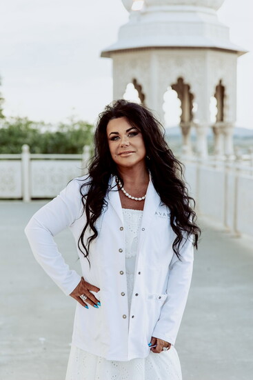 Kellie Lewis, FNP