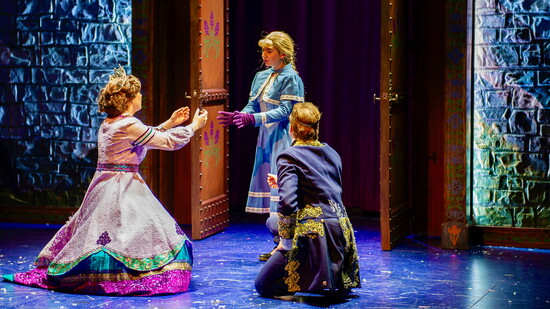 Ellie Wanicur as Young Elsa in “Frozen”