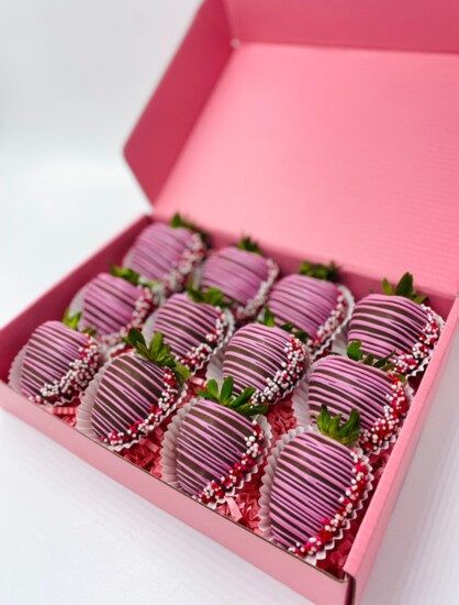 Chocolate Covered Strawberries with The Red Berry Co.