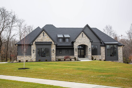 5564 Stonewood Court available in Bargersville.