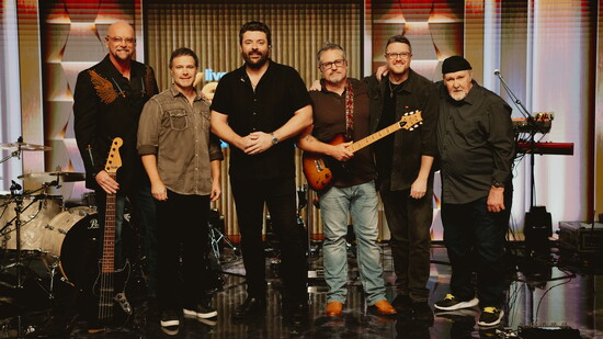 Chris Young Band/Photo by Meagan Reynolds