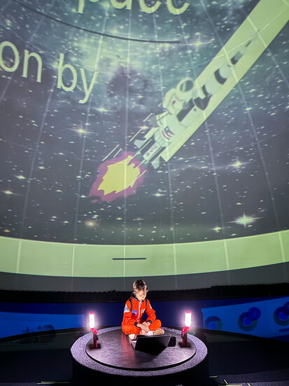 Kids gaze upon the night sky in Knoxville’s only public access Planetarium