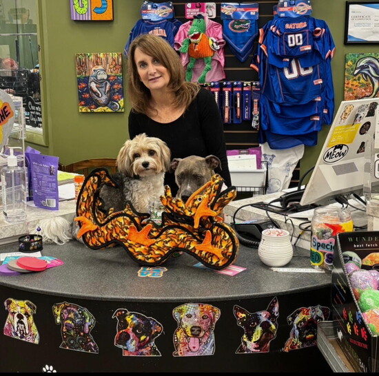 Sharon Vogel, Earthwise Pet Jonesville 