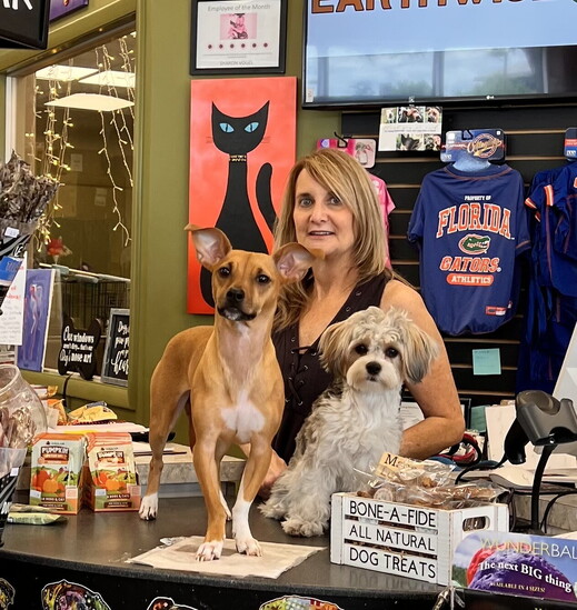 Sharon Vogel, Earthwise Pet Jonesville 