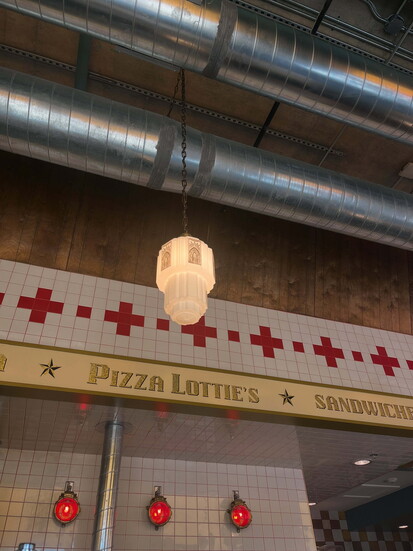 Pizza Lottie's