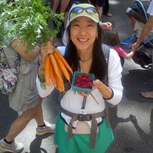 kengnk_culinary%20workshop_farmers%20market_carrots-300?v=3