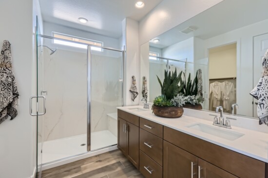 Owners bathroom in Latitude Model