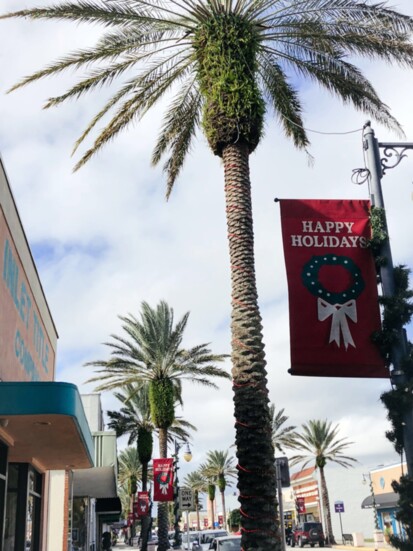 Canal Street dressed in holiday cheer!