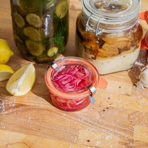 pickling%20and%20canning%20101%207%20of%2010-300?v=1
