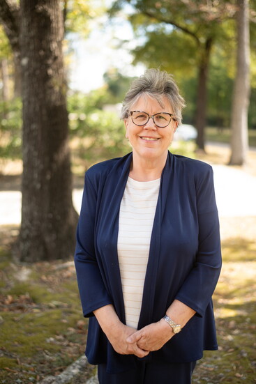 Linda MacFarlane, Senior Director