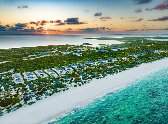Ocean beaches and quite coves are moments apart at Sailrock South Caicos.