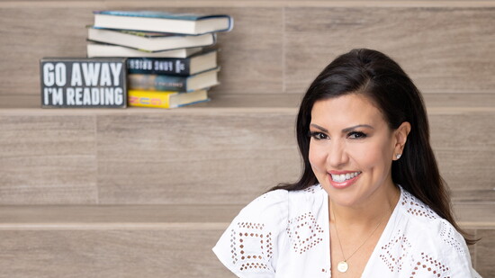 Olivia Fierro, Book Columnist