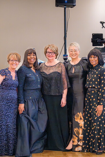 Robin Clark, Vera Rhimes, Nancy Austin, Vivian Hsu at the 2025 Gala. Photo by Dariusz Terepka
