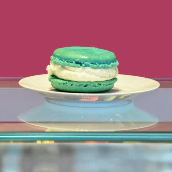 Mint Macaron Glacé with white chocolate gelato filling.