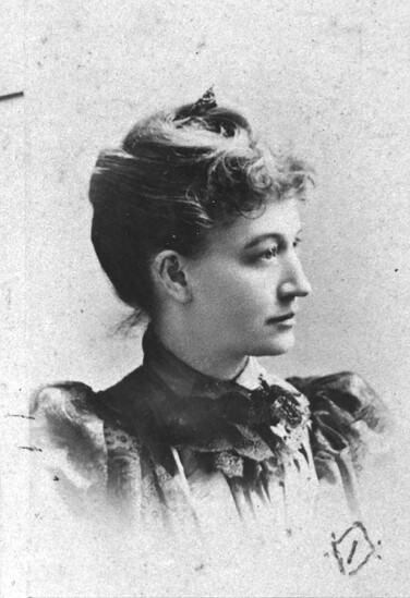 Lizzie Crozier French, ca. 1890. C.M. McClung Historical Collection, Knox County Public Library