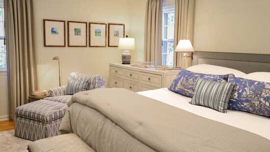 Bedroom by Pembrook Interiors