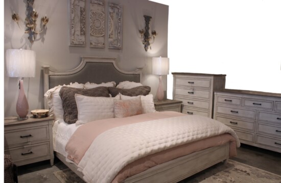 Bedroom suite, bedding, lamps - Cullman Furniture Market