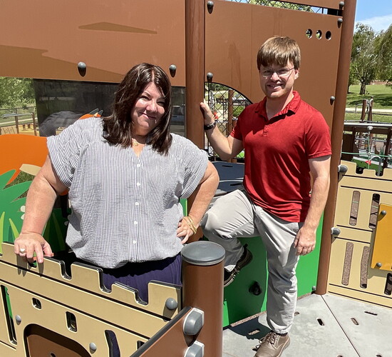 Parks & Rec: Jenn Metzger (L), Dustin Schreibsye (R)