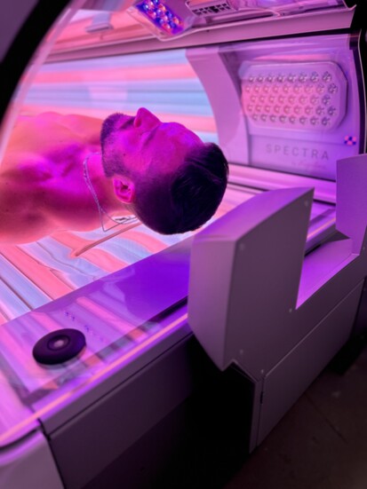 Glowing Tan & Beauty Bar has state-of-the-art tanning technology.