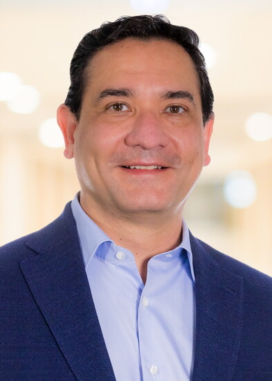 Dr. Carlos Vela Brol 