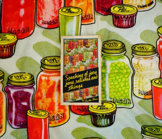 Canning bandana (Inspiration: Speaking of jars, jams, relishes and things, 1935)