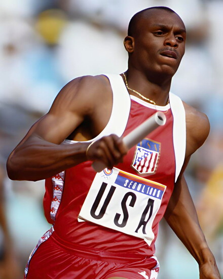 Steve Lewis in the 4x400-meter relay in Seoul, Korea, a race that helped define Olympic greatness.