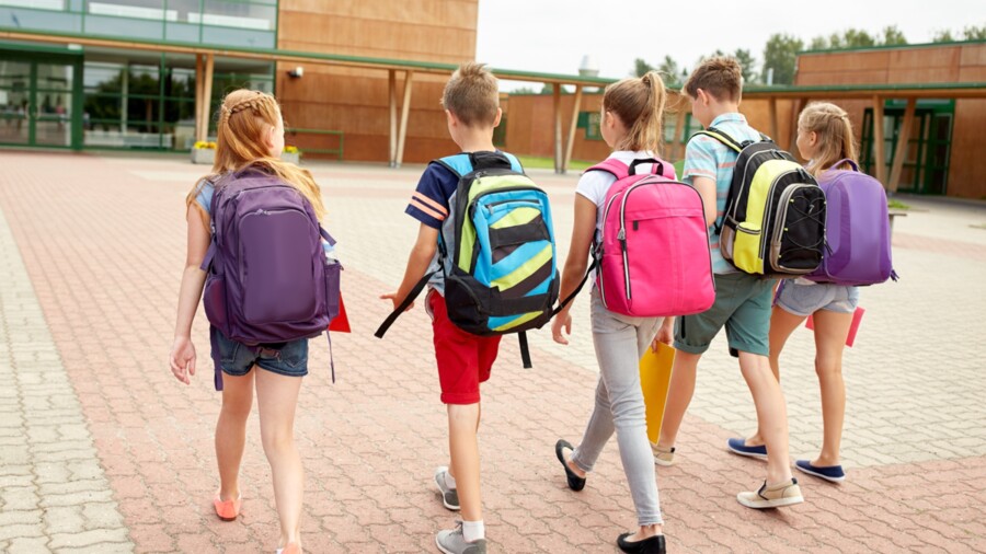 Protecting Spines BACKPACK SAFETY