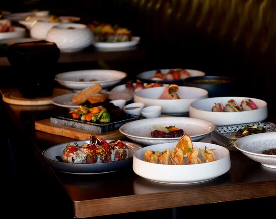 Fukuro Bar & Sushi