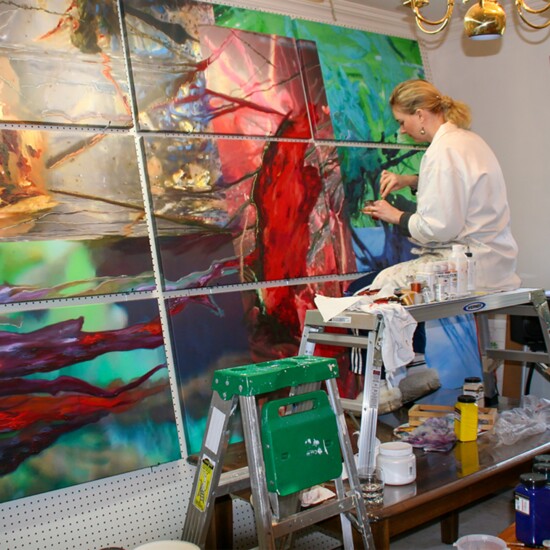 Loela Barry painting "A New York Minute"