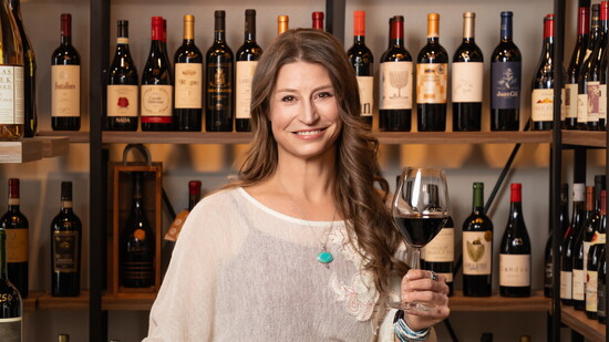 Tara Bruner, Olive and Vyne