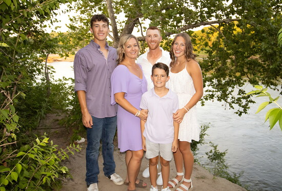 Dye Family: Payton, Taylor, Tyler, Owen, Brooklyn