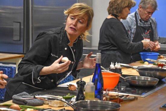 Chef Rhonda Grote instructs a class.