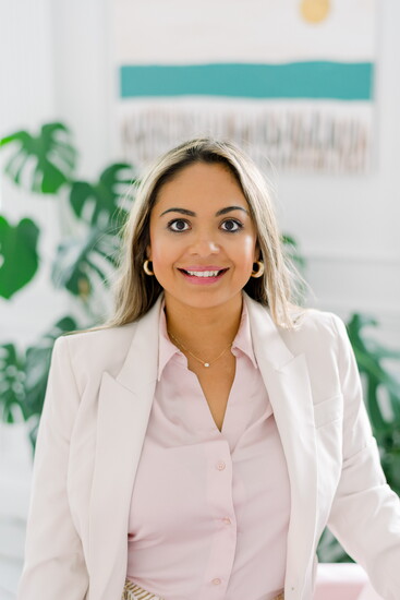 Vanessa Durrant, LCSW-C, RMT, RYT- Licensed Holistic Psychotherapist, Clinical Director, Owner of Kindred Tree Healing Center, LLC