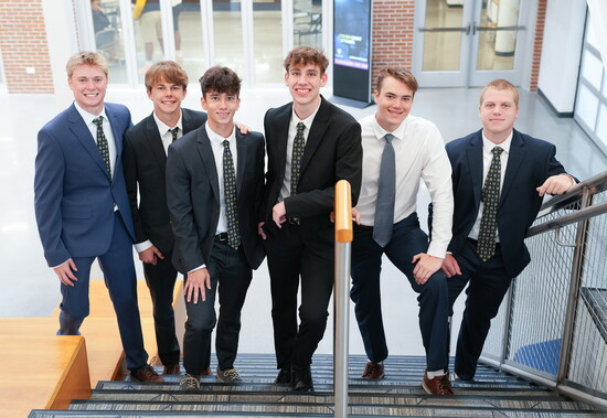 S & P sector managers in Investment Research Honors class pose before their presentations to the advisory board. 